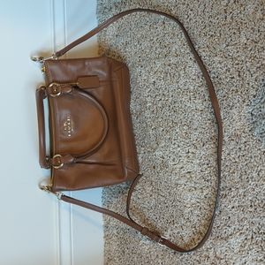 Coach purse_tan and gold